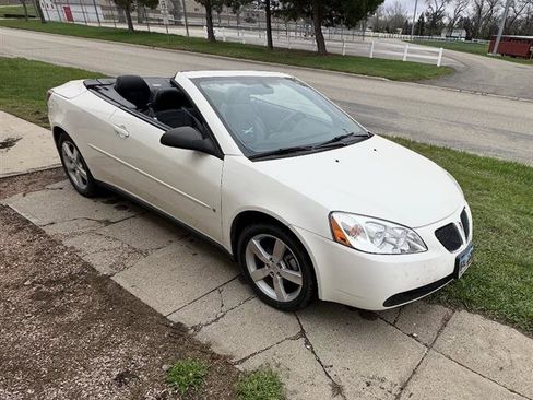 Used 2006 Pontiac G6 GTP w/ Premium Value Package image 3