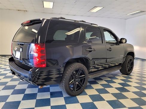 Used 2010 Chevrolet Tahoe LS image 7