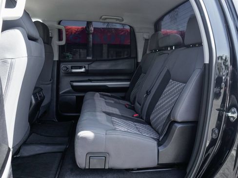 Used 2020 Toyota Tundra SR5 w/ SR5 Upgrade Package AWD/4WD image 33