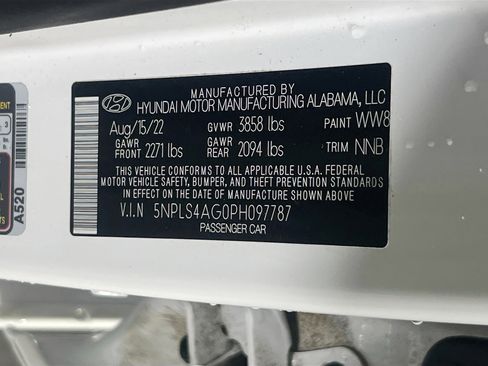 Used 2023 Hyundai Elantra SEL w/ Convenience Package image 31