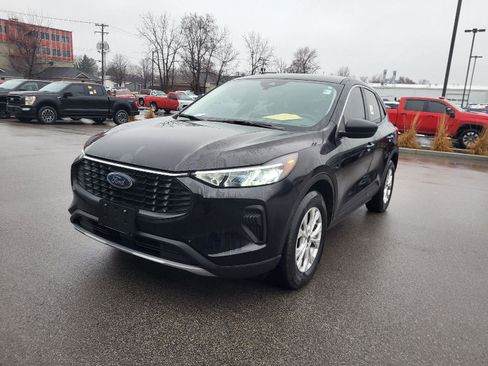 Used 2023 Ford Escape Active image 7