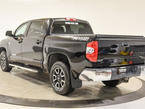 Used 2018 Toyota Tundra SR5 image 9