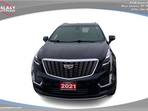 Used 2021 Cadillac XT5 Premium Luxury image 2