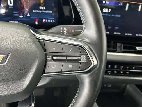 Used 2025 Chevrolet Equinox LT FWD image 20