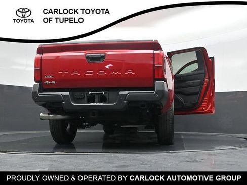 Used 2025 Toyota Tacoma SR image 34