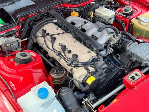 Used 1990 Porsche 944 Cabriolet RWD image 38