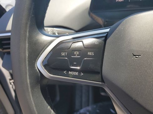 Used 2022 Volkswagen ID.4 Pro RWD image 27