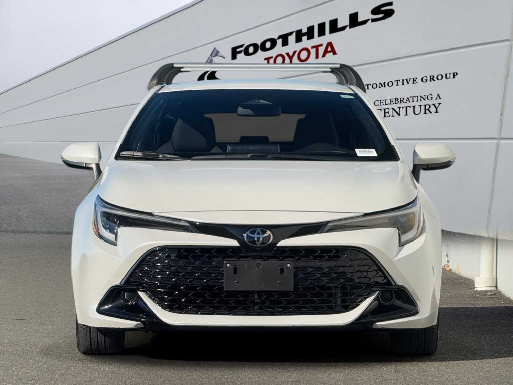 Certified 2025 Toyota Corolla SE w/ SE Package FWD image 2