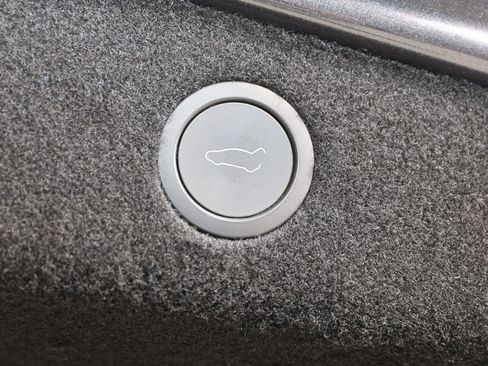 Used 2025 Tesla Model 3 Long Range image 55