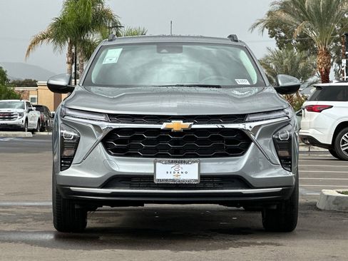 New 2026 Chevrolet Trax LT image 9