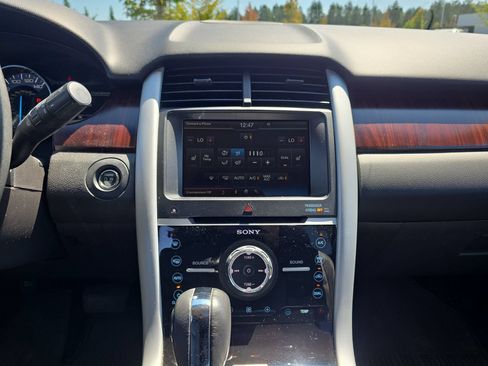 Used 2014 Ford Edge Limited w/ Driver Entry Package AWD/4WD image 24