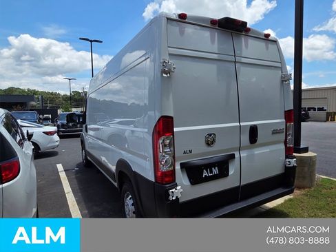 Used 2023 RAM ProMaster 2500 FWD image 2