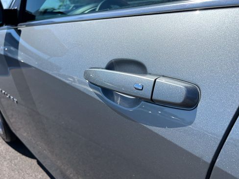 Used 2023 Chevrolet Malibu LT FWD image 11