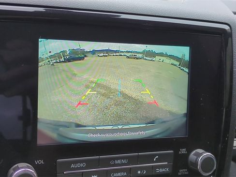 Used 2023 Nissan Frontier SV w/ SV Convenience Package image 24