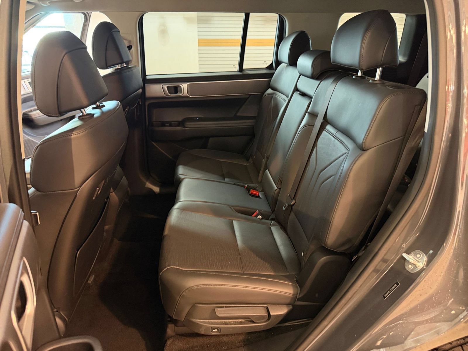 Used 2025 Hyundai Santa Fe SEL FWD image 40