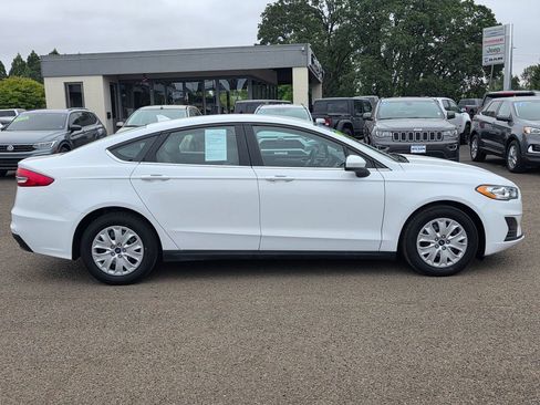 Used 2020 Ford Fusion S FWD image 9
