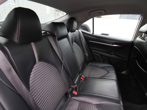 Used 2023 Toyota Camry SE image 57