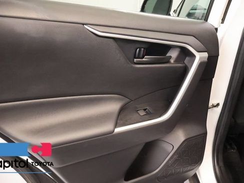 Certified 2024 Toyota RAV4 LE AWD/4WD image 27