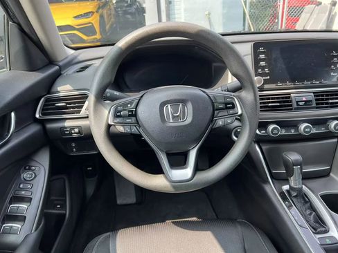 Used 2019 Honda Accord LX image 13