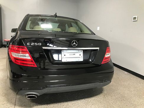 Used 2013 Mercedes-Benz C 250 Sedan w/ Multimedia Pkg image 4