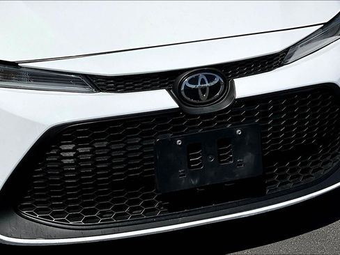 Used 2022 Toyota Corolla LE image 26