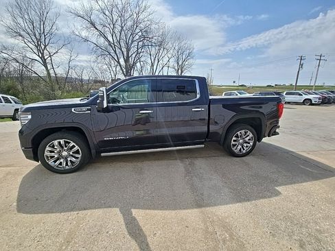 Used 2024 GMC Sierra 1500 Denali w/ Denali Reserve Package image 3