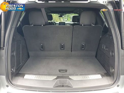 Certified 2023 Chevrolet Tahoe Z71 w/ Luxury Package AWD/4WD image 8