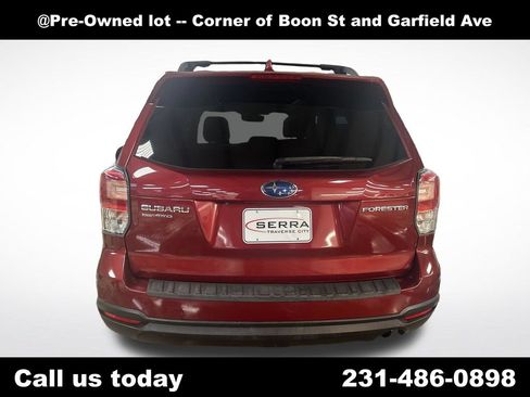 Used 2018 Subaru Forester 2.5i Premium w/ All-Weather Package AWD/4WD image 4