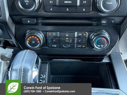Used 2017 Ford F150 XLT w/ Equipment Group 302A Luxury AWD/4WD image 32