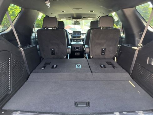 Used 2023 Chevrolet Tahoe Z71 AWD/4WD image 21