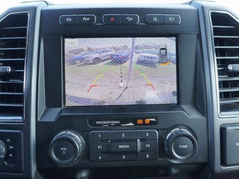 Used 2020 Ford F250 XLT w/ XLT Premium Package image 9