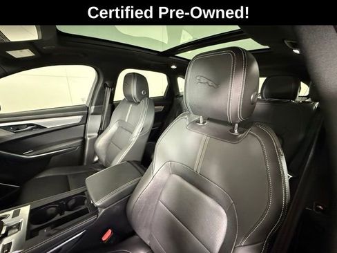 Certified 2023 Jaguar F-PACE R-Dynamic S image 10
