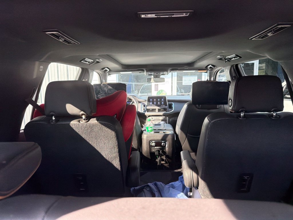Used 2021 GMC Yukon AT4 w/ AT4 Premium Plus Package AWD/4WD image 13