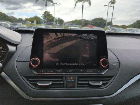 Used 2019 Nissan Altima 2.5 S FWD image 13