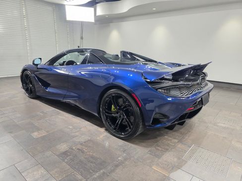 New 2027 McLaren 750S Spider RWD image 4
