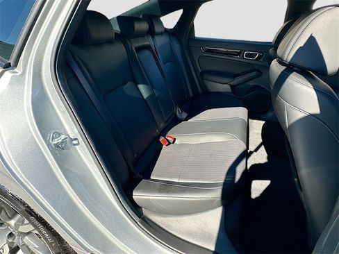 Used 2025 Honda Civic Sport image 27