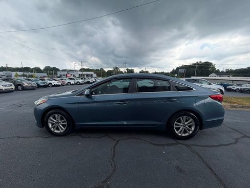 Used 2016 Hyundai Sonata SE FWD image 4