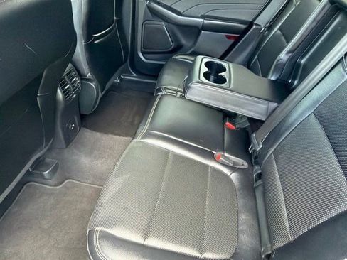 Used 2022 Ford Escape SEL AWD/4WD image 30