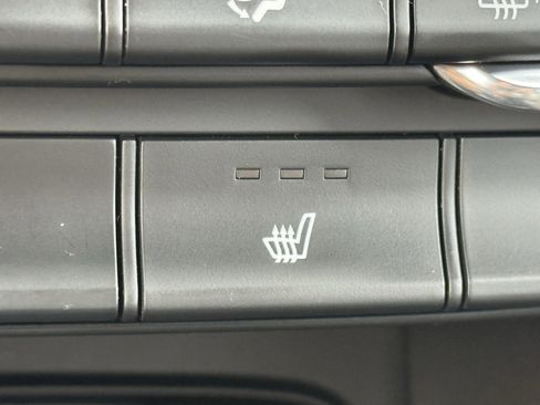 Used 2019 Hyundai Santa Fe Limited image 21