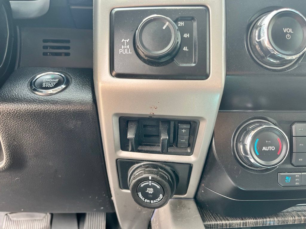 Used 2021 Ford F250 Lariat AWD/4WD image 20