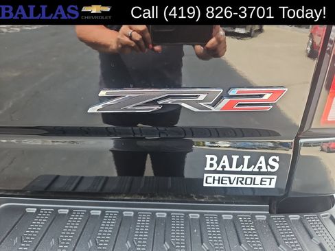 Certified 2025 Chevrolet Silverado 2500 ZR2 AWD/4WD image 30