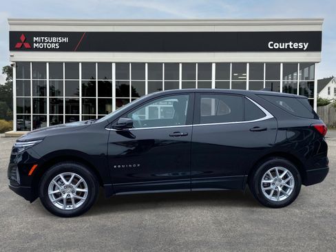 Used 2024 Chevrolet Equinox LT image 2