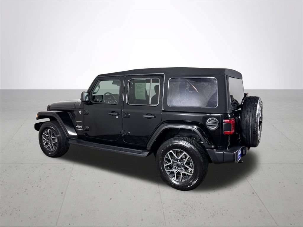 Used 2024 Jeep Wrangler Unlimited Sahara w/ Technology Group AWD/4WD image 9