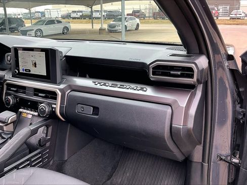 Used 2024 Toyota Tacoma SR5 image 17