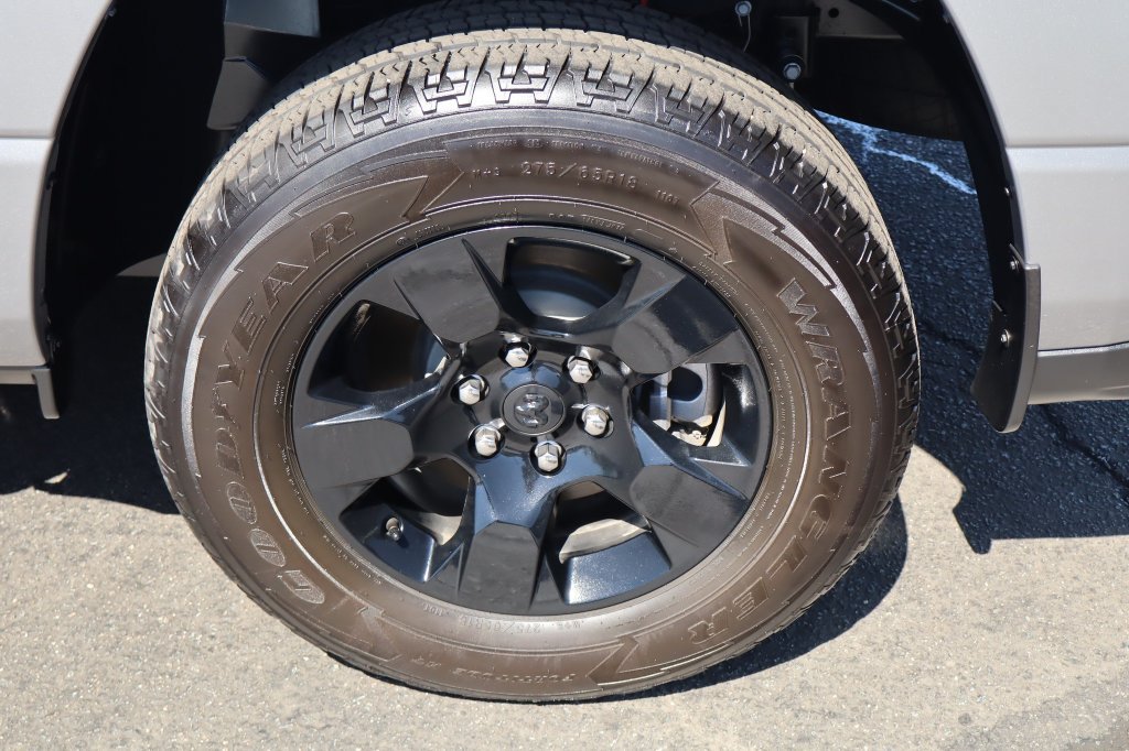 Used 2025 RAM 1500 Tradesman w/ Night Edition AWD/4WD image 13
