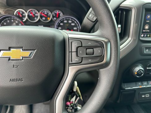 Used 2022 Chevrolet Silverado 1500 Custom w/ Safety Confidence Package image 18