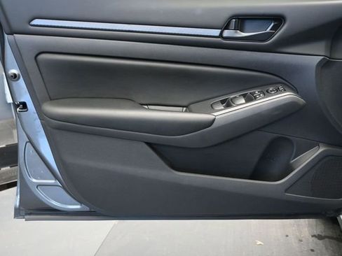 Used 2025 Nissan Altima 2.5 S image 20