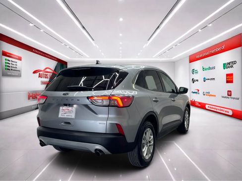 Used 2021 Ford Escape SE FWD image 7