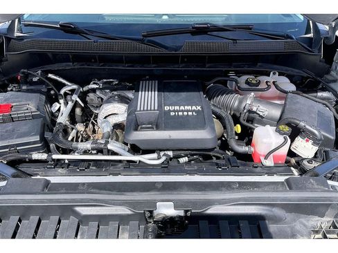 Used 2022 Chevrolet Silverado 1500 RST AWD/4WD image 12