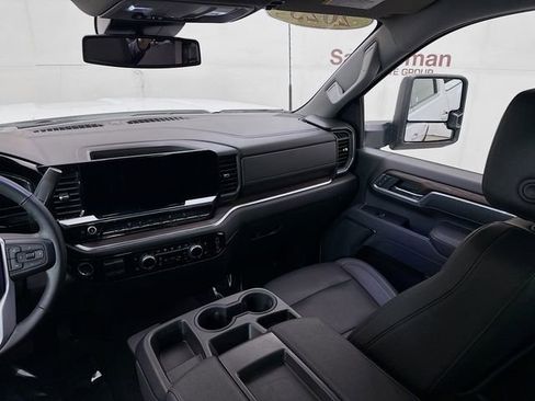 Used 2025 GMC Sierra 2500 SLT AWD/4WD image 27